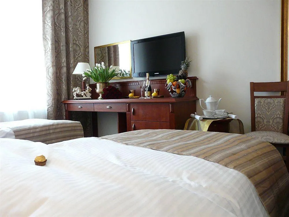 Hotel Wloski Italia Boutique Old Town Poznań 3*,